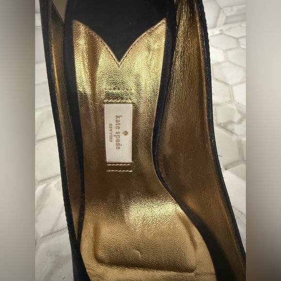 Kate Spade Collana Black Satin Peep-Toe Heels with heart detail. Size 9.5 B - Picture 10 of 12